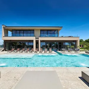 ***** Ferienpark San Servolo Wellness Homes Kroatien